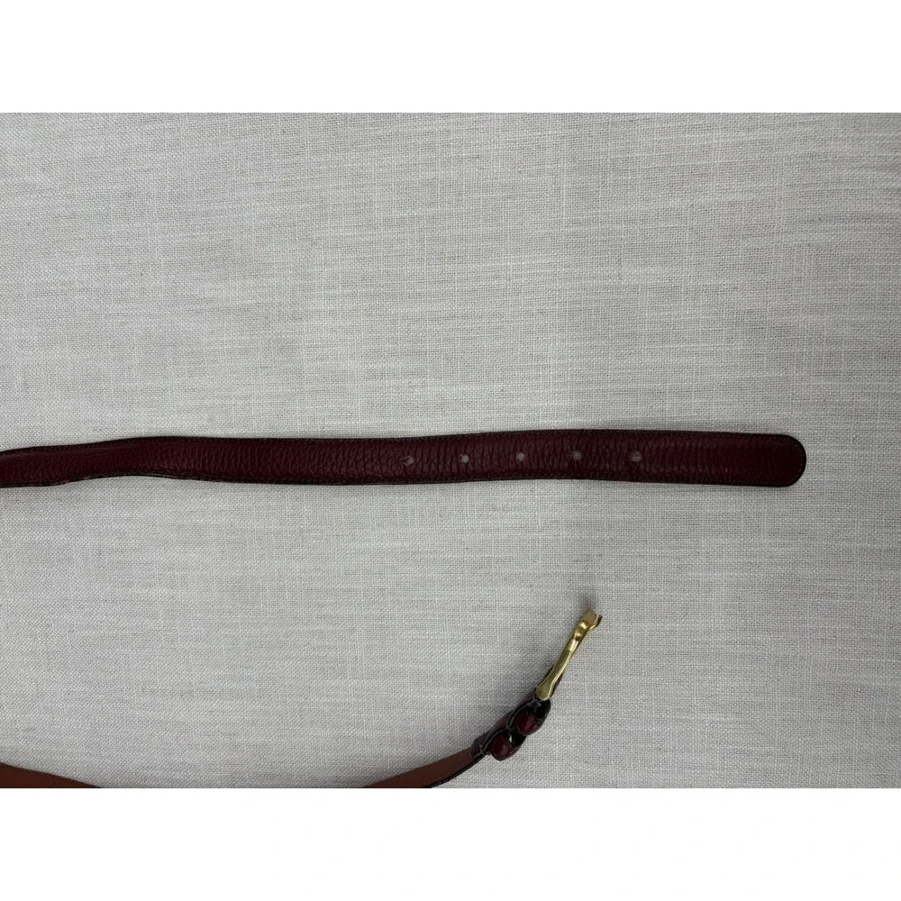 LL Bean Burgundy Pebbled Leather Belt Gold Buckle Made in USA Size 46 60924